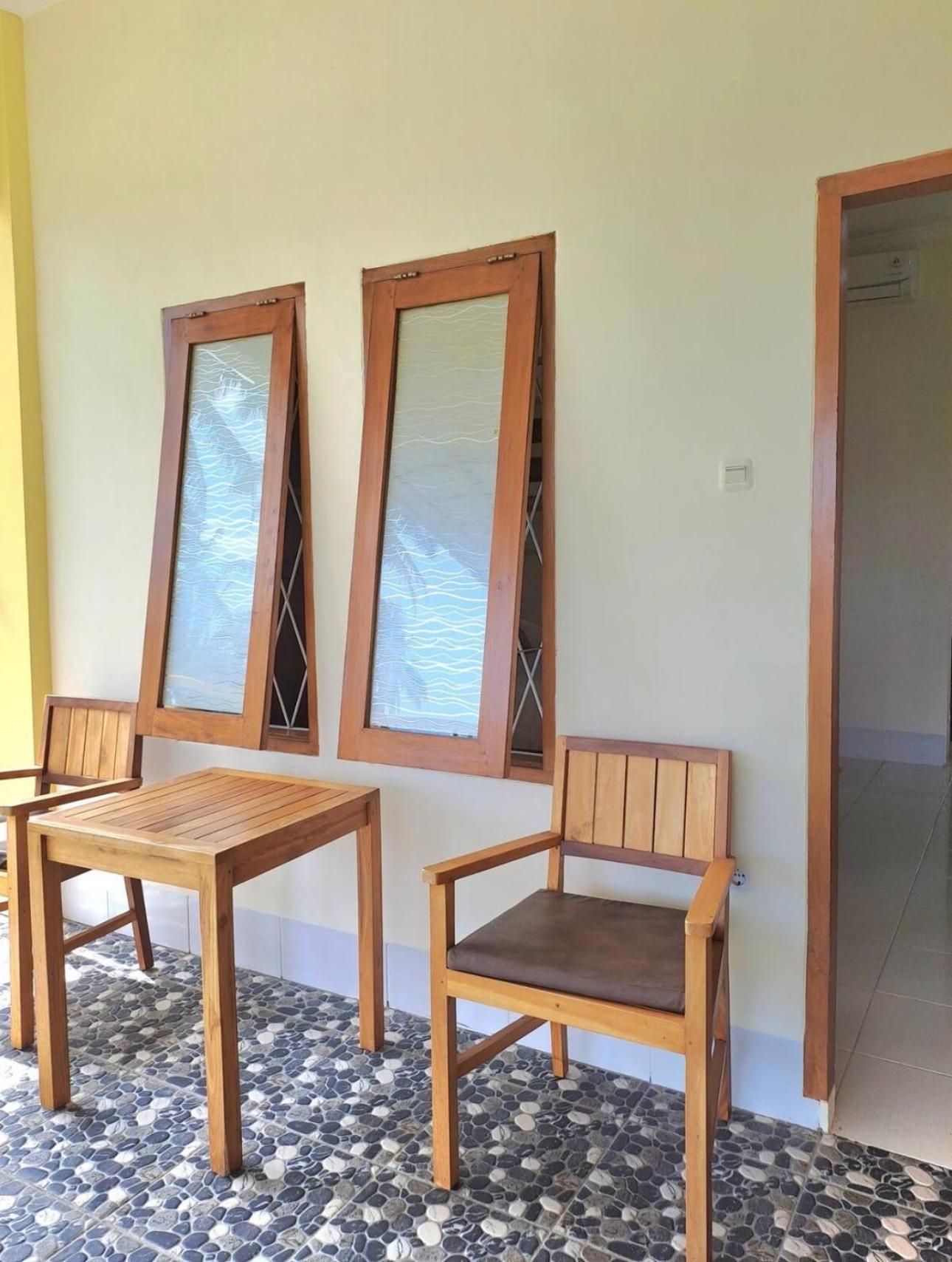 Kj Inn Homestay Senggigi Exterior photo